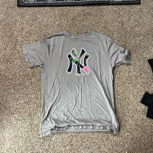 NY Yankees Hawaiian Tshirt